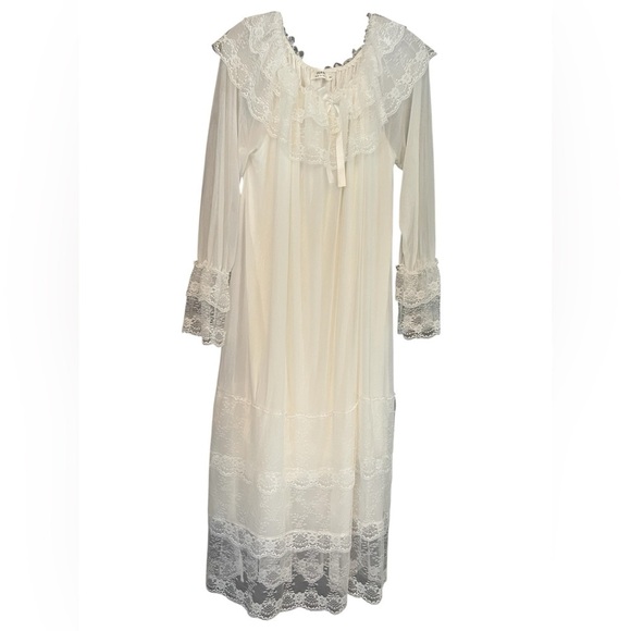 vintage lace Romantic Bridgerton  inspired Regency Era night gown garden whimsy - Picture 2 of 10
